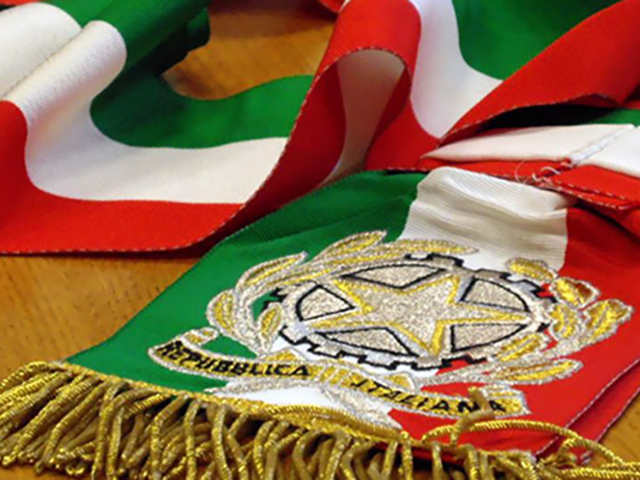 Apertura ufficio elettorale - ritiro e rilascio tessere elettorali